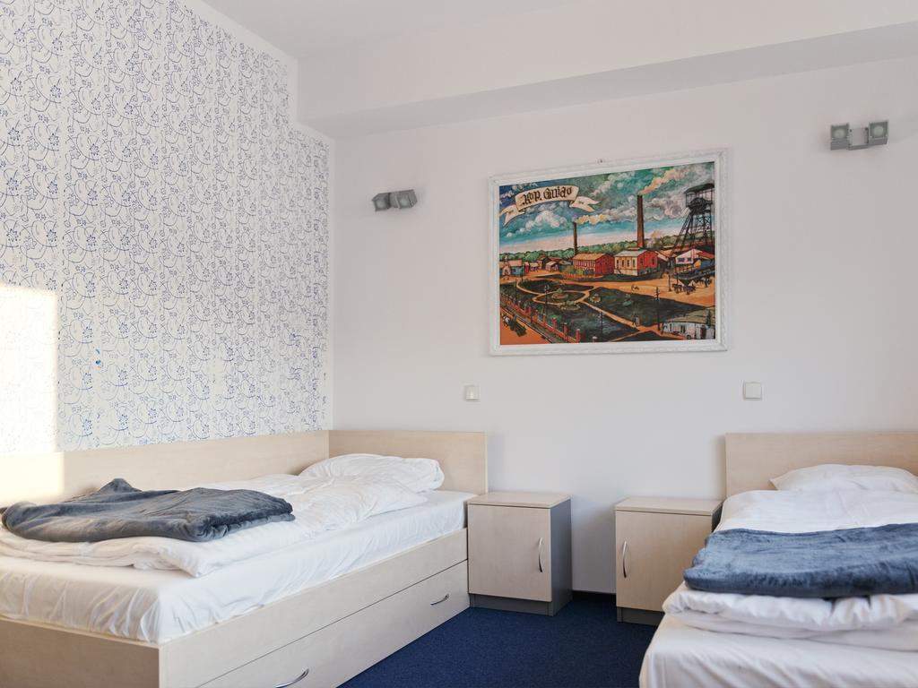 Hostel Guido Zabrze Ruang foto